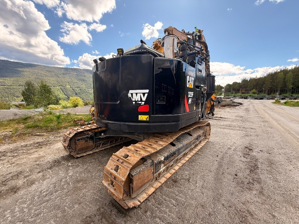 CAT 325 FL CR - Rýpadlo: obrázek 5 CAT 325 FL CR - Rýpadlo: obrázek 5