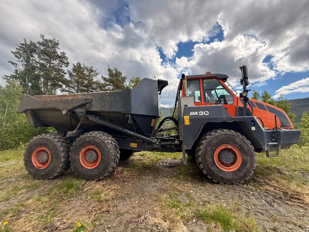 Doosan DA 30 - Kloubový sklápěč: obrázek 4 Doosan DA 30 - Kloubový sklápěč: obrázek 4