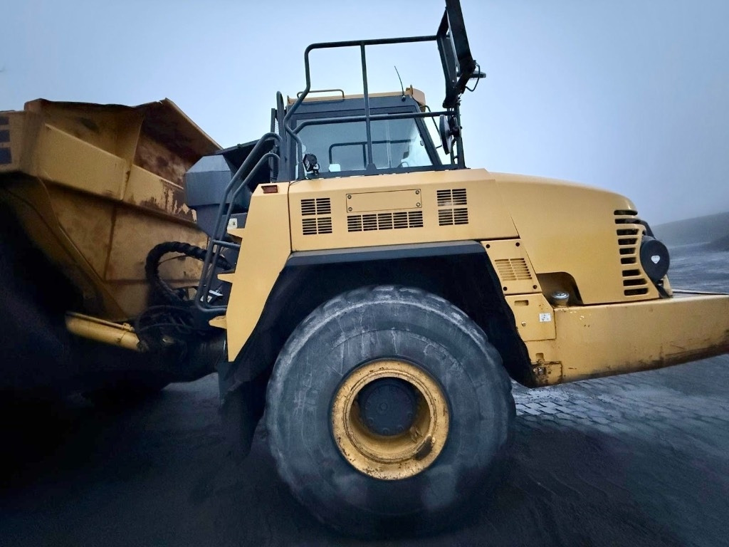 Komatsu HM 400-5 - Kloubový sklápěč: obrázek 3 Komatsu HM 400-5 - Kloubový sklápěč: obrázek 3