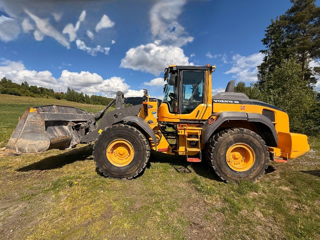 Volvo L 110 H - Kolový nakladač: obrázek 2 Volvo L 110 H - Kolový nakladač: obrázek 2