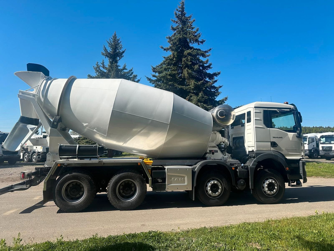 MAN TGS 41.400 8x4 EURO 2 FML 13M3 - Autodomíchávač: obrázek 4 MAN TGS 41.400 8x4 EURO 2 FML 13M3 - Autodomíchávač: obrázek 4