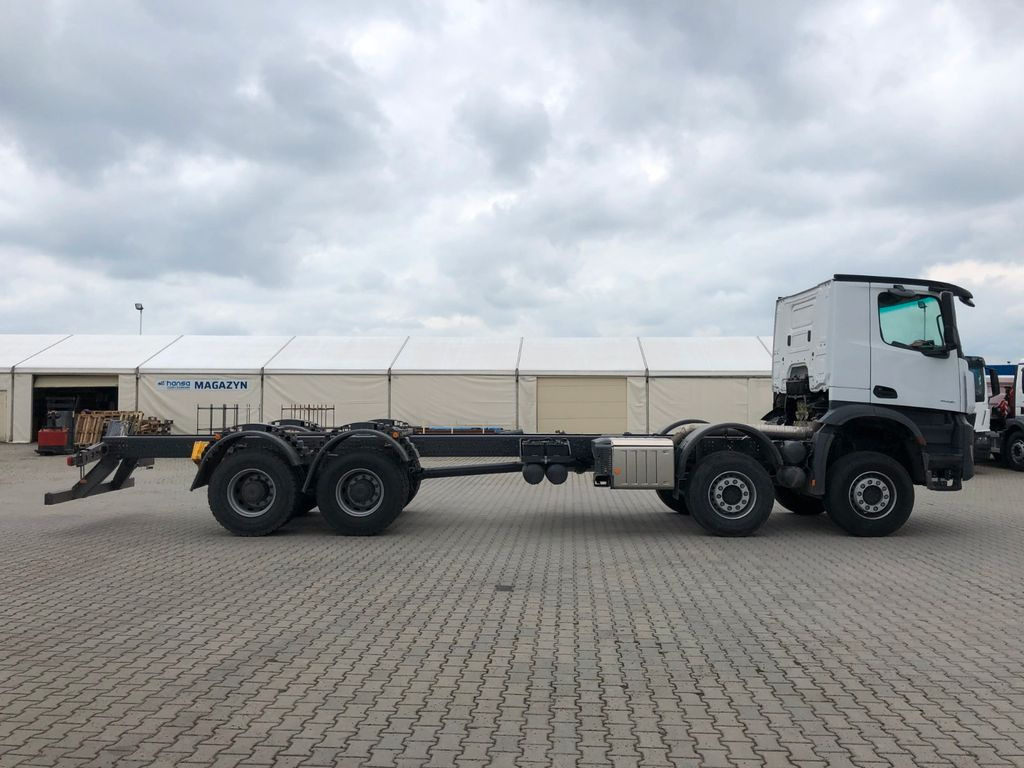 Nový Podvozek s kabinou Mercedes-Benz AROCS 4451: obrázek 6