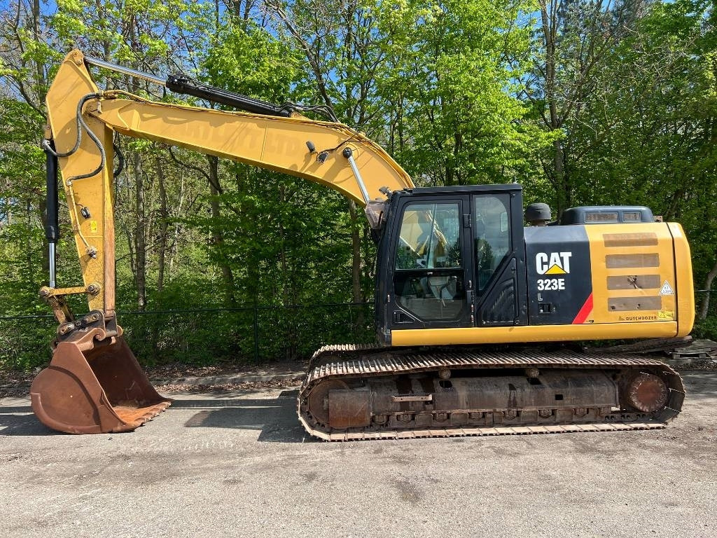 CAT 323 E - Pásové rýpadlo: obrázek 2 CAT 323 E - Pásové rýpadlo: obrázek 2