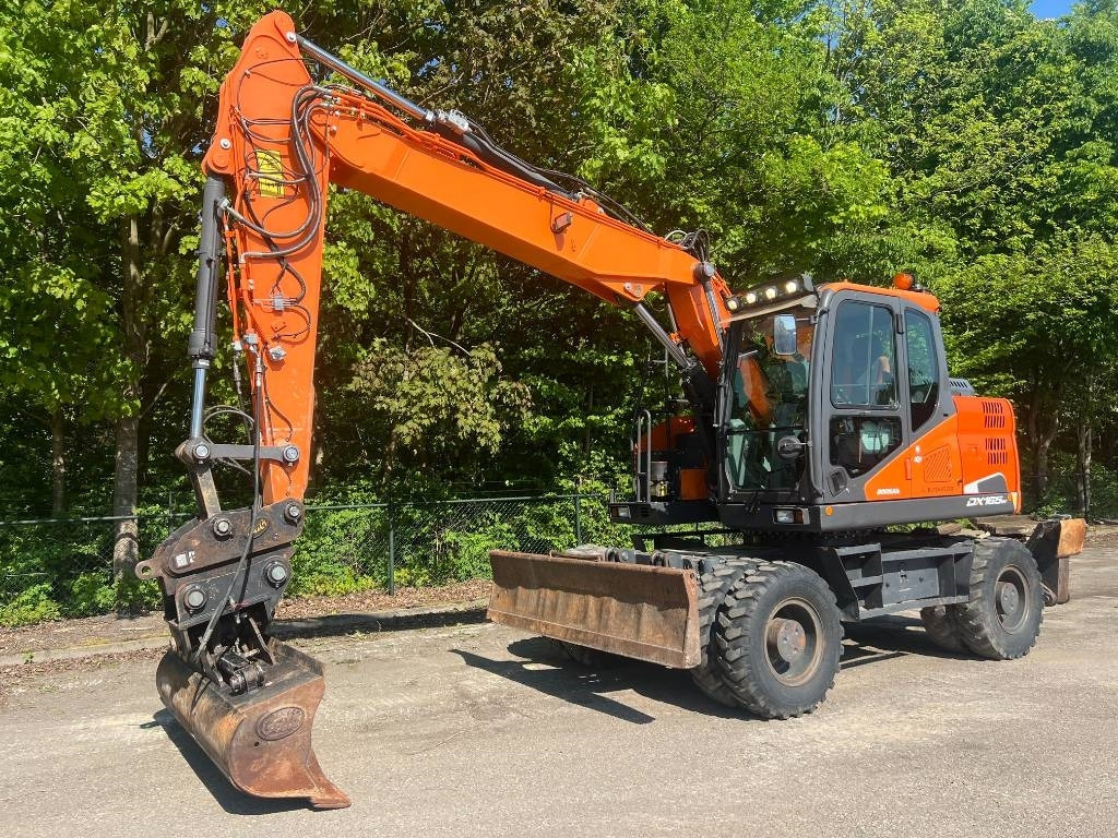 Doosan DX 165 W-5 - Kolesové rýpadlo: obrázek 1 Doosan DX 165 W-5 - Kolesové rýpadlo: obrázek 1