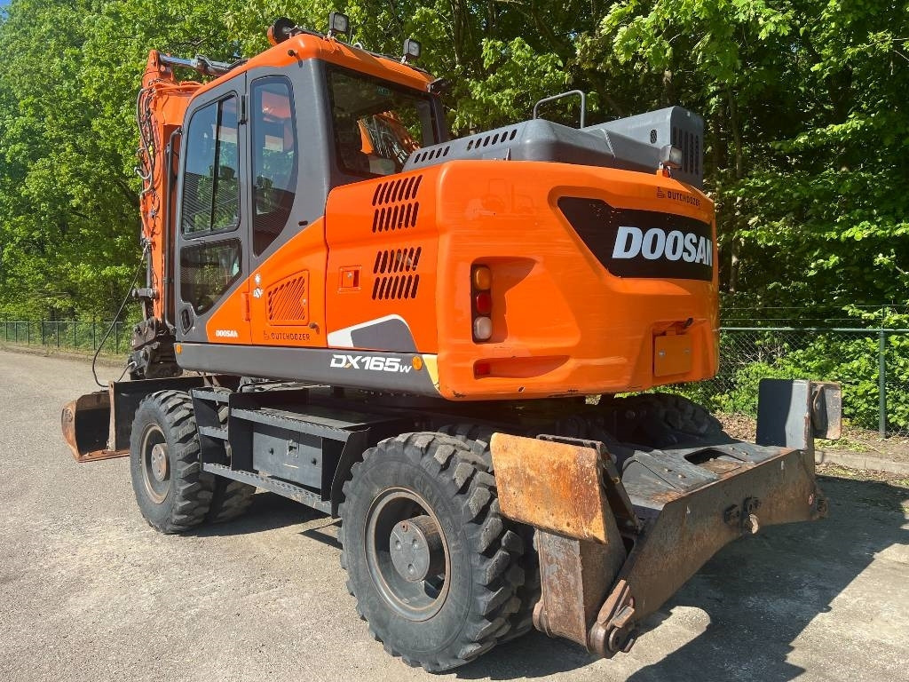 Doosan DX 165 W-5 - Kolesové rýpadlo: obrázek 3 Doosan DX 165 W-5 - Kolesové rýpadlo: obrázek 3