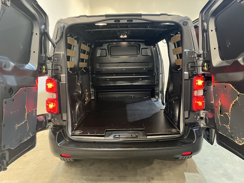 Citroën Jumpy 2.0 BlueHDI L2 120 PK / Euro 6 / Airco / Cruise Control / CarPlay / PDC / Navigatie / 3-Zits - Malá dodávka: obrázek 5 Citroën Jumpy 2.0 BlueHDI L2 120 PK / Euro 6 / Airco / Cruise Control / CarPlay / PDC / Navigatie / 3-Zits - Malá dodávka: obrázek 5