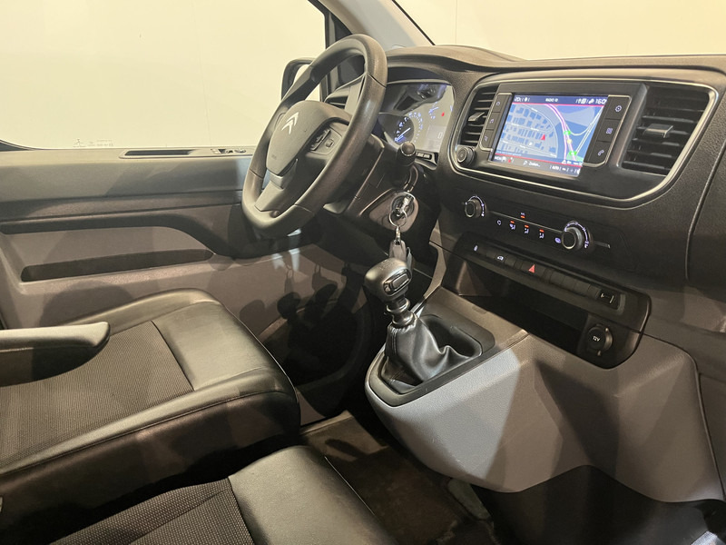 Citroën Jumpy 2.0 BlueHDI L2 120 PK / Euro 6 / Airco / Cruise Control / CarPlay / PDC / Navigatie / 3-Zits - Malá dodávka: obrázek 3 Citroën Jumpy 2.0 BlueHDI L2 120 PK / Euro 6 / Airco / Cruise Control / CarPlay / PDC / Navigatie / 3-Zits - Malá dodávka: obrázek 3