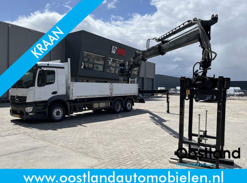Mercedes-Benz ANTOS 2546 6X2 Bouwstoffenauto / Open laadbak vv KRAAN MKG HLK 221-3 met Palletklem - Nákladní automobil valníkový/ Plošinový, Auto s hydraulickou rukou: obrázek 1 Mercedes-Benz ANTOS 2546 6X2 Bouwstoffenauto / Open laadbak vv KRAAN MKG HLK 221-3 met Palletklem - Nákladní automobil valníkový/ Plošinový, Auto s hydraulickou rukou: obrázek 1