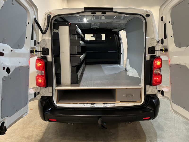 Opel Vivaro 2.0 CDTI L3H1 150 PK Servicebus / Inrichting / Euro 6 / Airco / Cruise Control / Camera / Trekhaak / CarPlay / Navigatie / 3-Zits / - Malá dodávka: obrázek 5 Opel Vivaro 2.0 CDTI L3H1 150 PK Servicebus / Inrichting / Euro 6 / Airco / Cruise Control / Camera / Trekhaak / CarPlay / Navigatie / 3-Zits / - Malá dodávka: obrázek 5