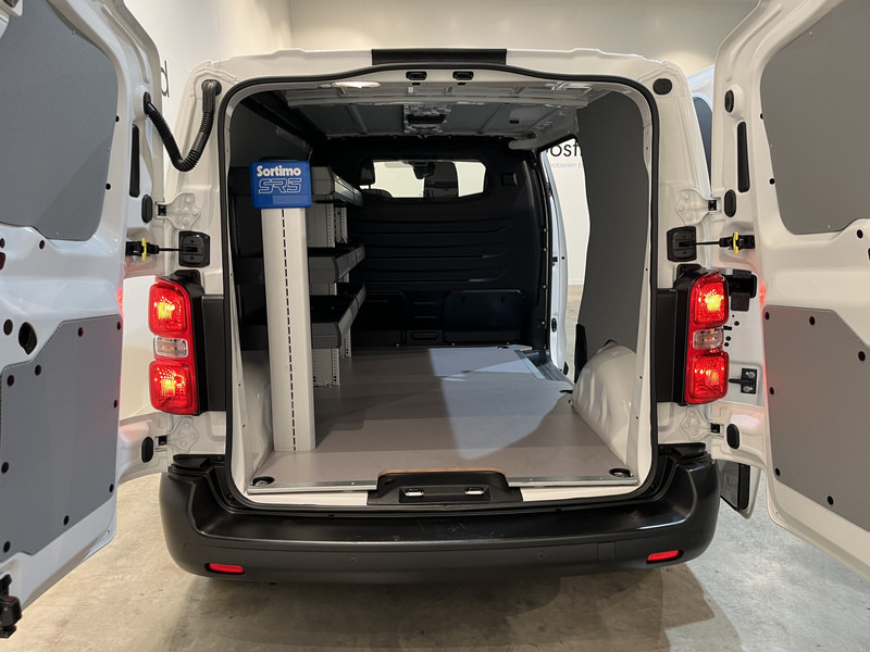 Opel Vivaro-e L2 75 kWh Servicebus / Sortimo Inrichting / 100% elektrisch !! / Airco / Cruise Control / CarPlay / Camera / Navigatie / 3-Zits / 3.800 KM !! - Malá dodávka, Elektrická dodávka: obrázek 4 Opel Vivaro-e L2 75 kWh Servicebus / Sortimo Inrichting / 100% elektrisch !! / Airco / Cruise Control / CarPlay / Camera / Navigatie / 3-Zits / 3.800 KM !! - Malá dodávka, Elektrická dodávka: obrázek 4