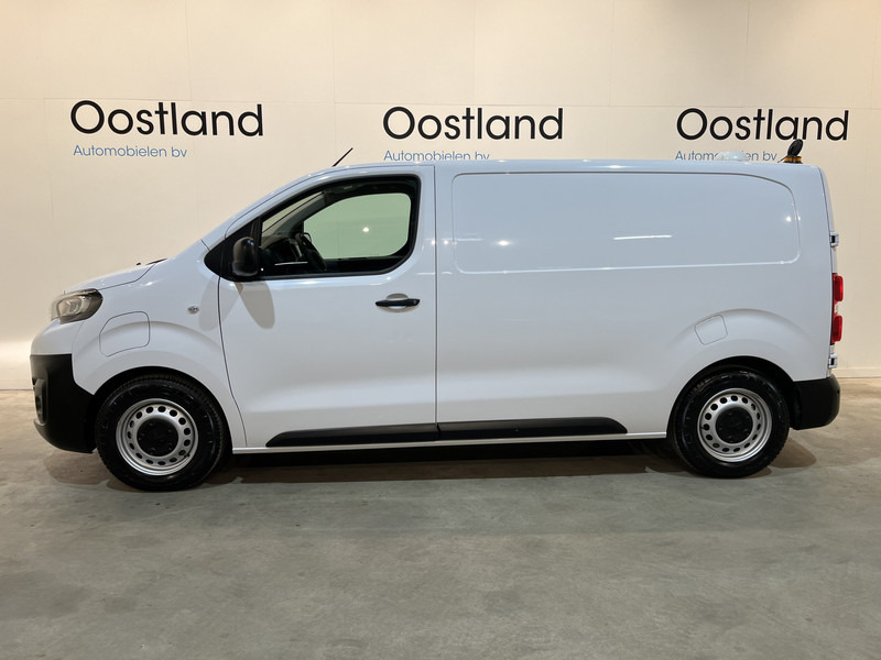 Peugeot e-Expert EV L2 75 kWh Servicebus / Inrichting / 100% Elektrisch / Airco / 220V. / Trekhaak / Camera / Cruise Control / Navigatie / CarPlay / 3-Zits / 1.900 KM !! - Malá dodávka, Elektrická dodávka: obrázek 5 Peugeot e-Expert EV L2 75 kWh Servicebus / Inrichting / 100% Elektrisch / Airco / 220V. / Trekhaak / Camera / Cruise Control / Navigatie / CarPlay / 3-Zits / 1.900 KM !! - Malá dodávka, Elektrická dodávka: obrázek 5
