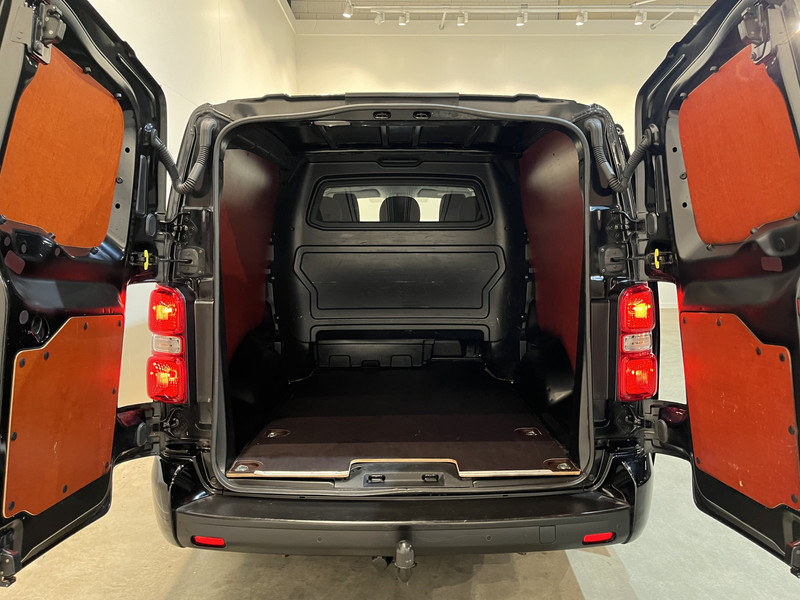Toyota ProAce Worker 2.0 D-4D Creator Long 123 PK L3 DC Dubbel Cabine / Euro 6 / Airco / Cruise Control / Camera / Trekhaak / Navigatie / BPM VRIJ !! - Malá dodávka, Dodávka s dvojitou kabinou: obrázek 5 Toyota ProAce Worker 2.0 D-4D Creator Long 123 PK L3 DC Dubbel Cabine / Euro 6 / Airco / Cruise Control / Camera / Trekhaak / Navigatie / BPM VRIJ !! - Malá dodávka, Dodávka s dvojitou kabinou: obrázek 5