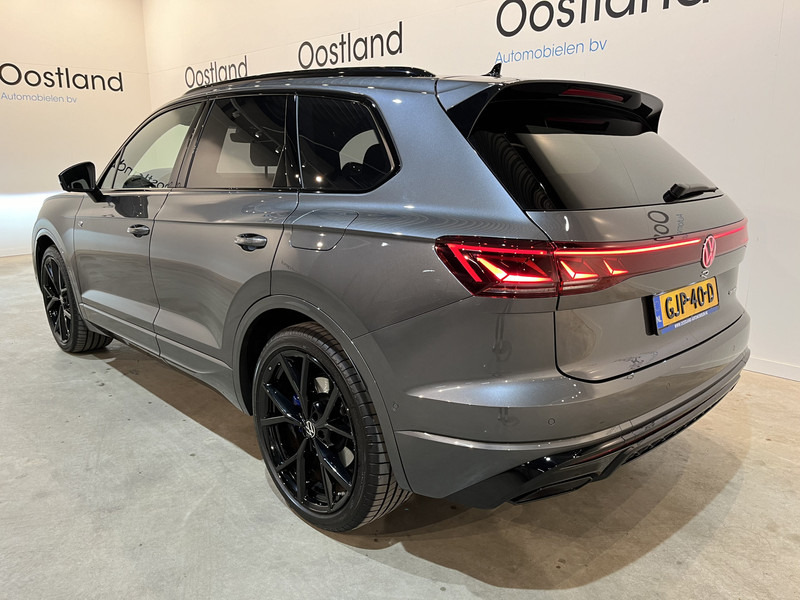 Volkswagen Touareg R 3.0 TSi 462 PK eHybrid 4MOTION Full Options / Luchtvering / IQ Matrix / 360 Camera / Panoramadak / Head-Up / Leder / Stoelventilatie / Stoelverwarming - SUV: obrázek 4 Volkswagen Touareg R 3.0 TSi 462 PK eHybrid 4MOTION Full Options / Luchtvering / IQ Matrix / 360 Camera / Panoramadak / Head-Up / Leder / Stoelventilatie / Stoelverwarming - SUV: obrázek 4