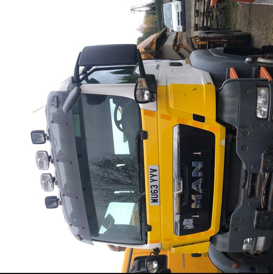 MAN TGS 26.320 6x6BB piaskarka solarka econ schmidt pług - Komunální/ Speciální technika, Nákladní auto: obrázek 2 MAN TGS 26.320 6x6BB piaskarka solarka econ schmidt pług - Komunální/ Speciální technika, Nákladní auto: obrázek 2