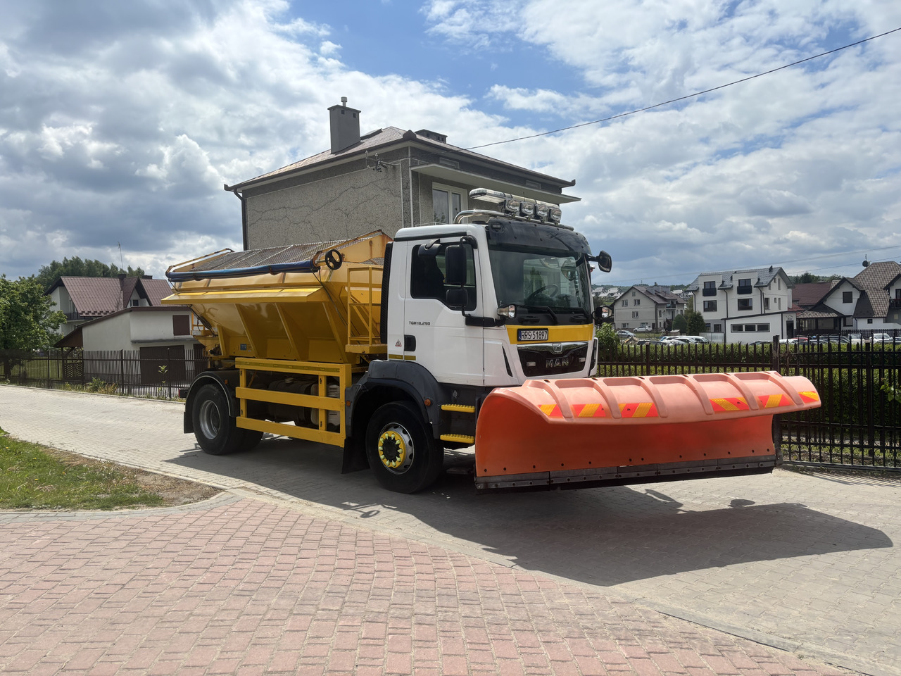 Vozidlo pro zimní údržbu MAN TGM 18.290 4X4BB GRITTER/SPREADER PLOUGH ECON: obrázek 12