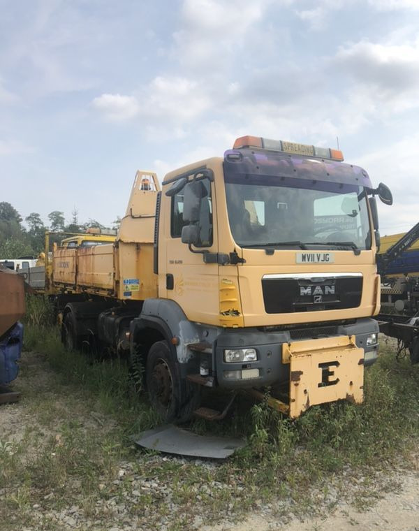 MAN TGM 18.290 4x4 piaskarka solarka wywrotka manual 2011 - Vozidlo pro zimní údržbu: obrázek 2 MAN TGM 18.290 4x4 piaskarka solarka wywrotka manual 2011 - Vozidlo pro zimní údržbu: obrázek 2