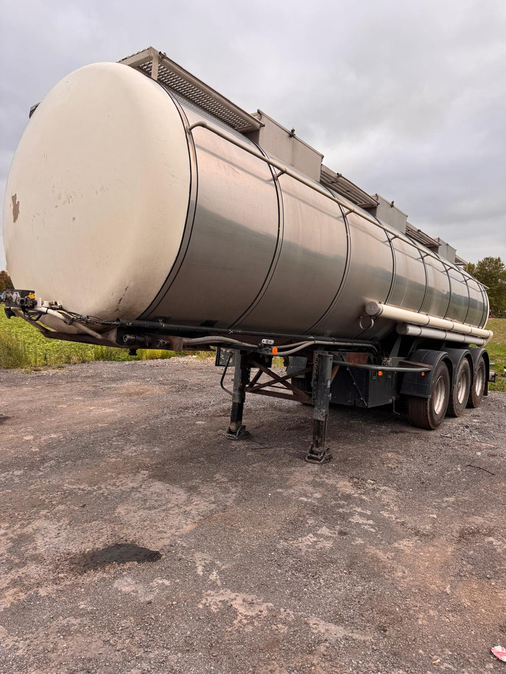 LAG - Cisternový návěs: obrázek 1 LAG - Cisternový návěs: obrázek 1