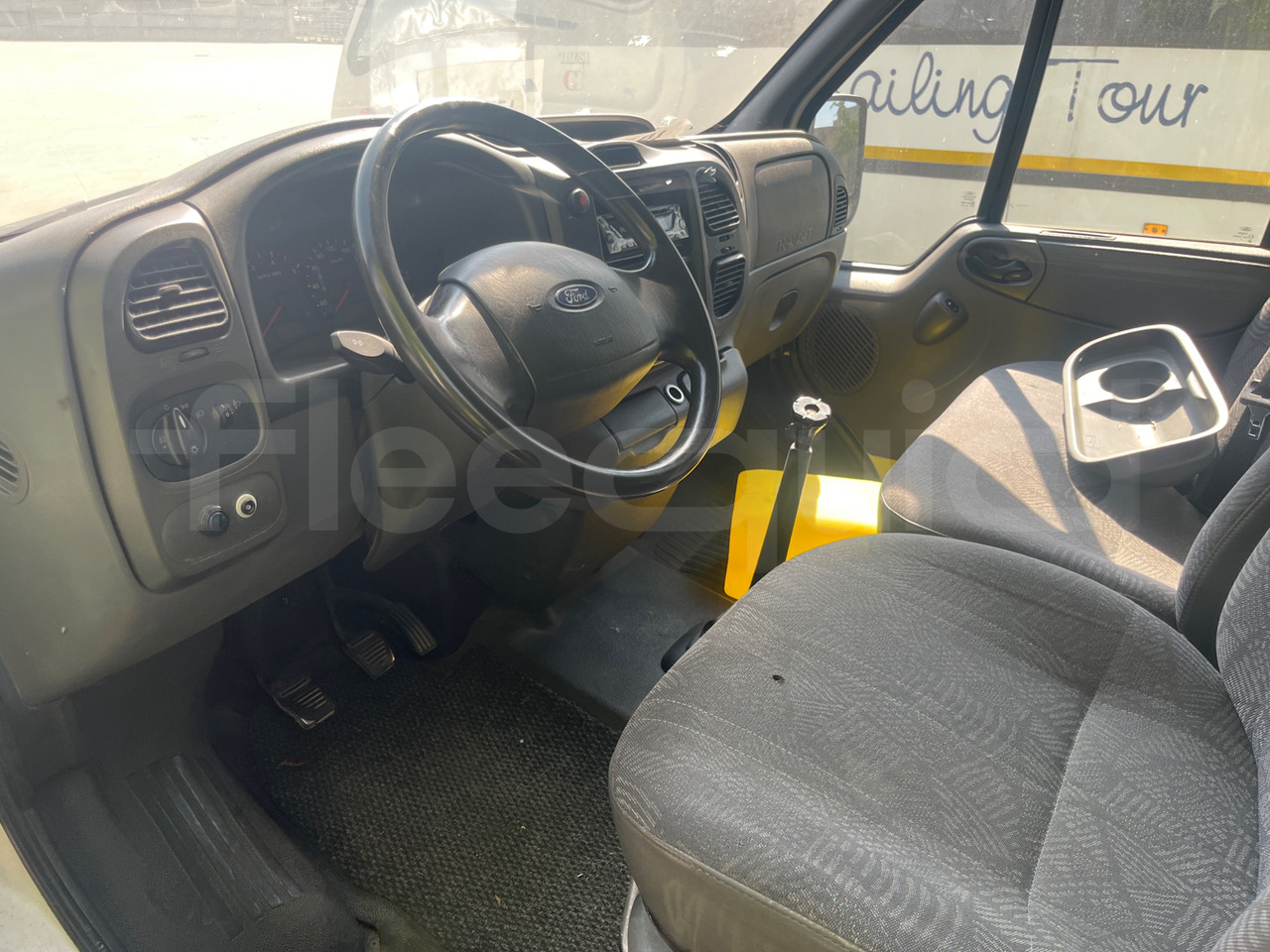 Bundle di 4 mezzi Ford - Transit Tourneo Ford - Transit Tourneo Ford - Transit Ford - Transit Tourneo - Mikrobus: obrázek 4 Bundle di 4 mezzi Ford - Transit Tourneo Ford - Transit Tourneo Ford - Transit Ford - Transit Tourneo - Mikrobus: obrázek 4