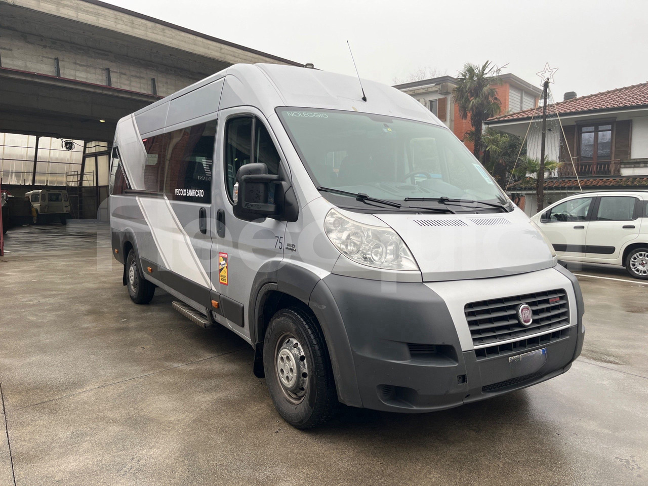 Fiat Ducato - Turistický autobus: obrázek 1 Fiat Ducato - Turistický autobus: obrázek 1