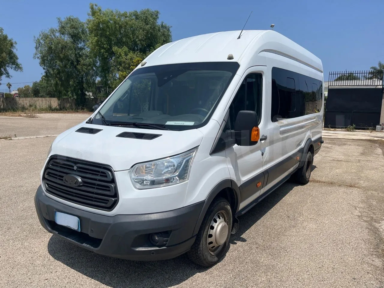 Ford Transit - Minibus, Mikrobus: obrázek 4 Ford Transit - Minibus, Mikrobus: obrázek 4
