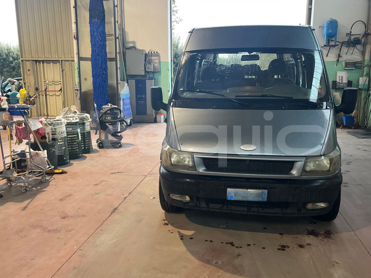 Ford Transit - Minibus, Mikrobus: obrázek 2 Ford Transit - Minibus, Mikrobus: obrázek 2