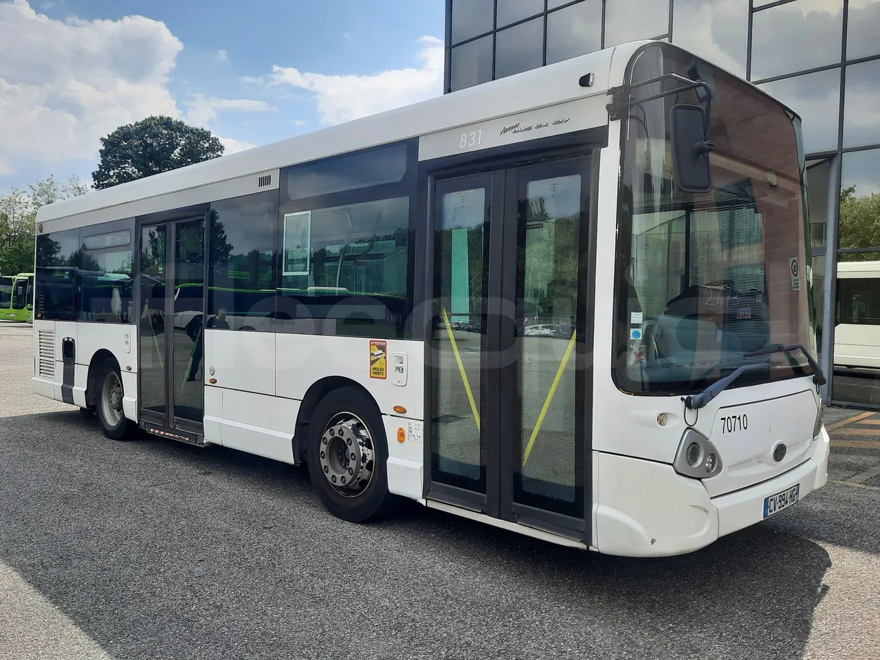 Heuliez GX127 - Městský autobus: obrázek 1 Heuliez GX127 - Městský autobus: obrázek 1