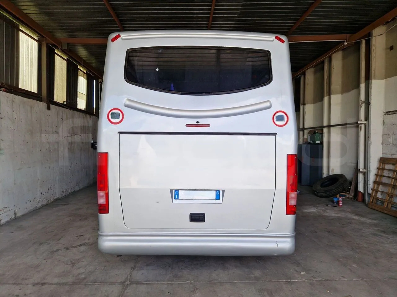 Iveco 65C15/70 - Turistický autobus: obrázek 4 Iveco 65C15/70 - Turistický autobus: obrázek 4