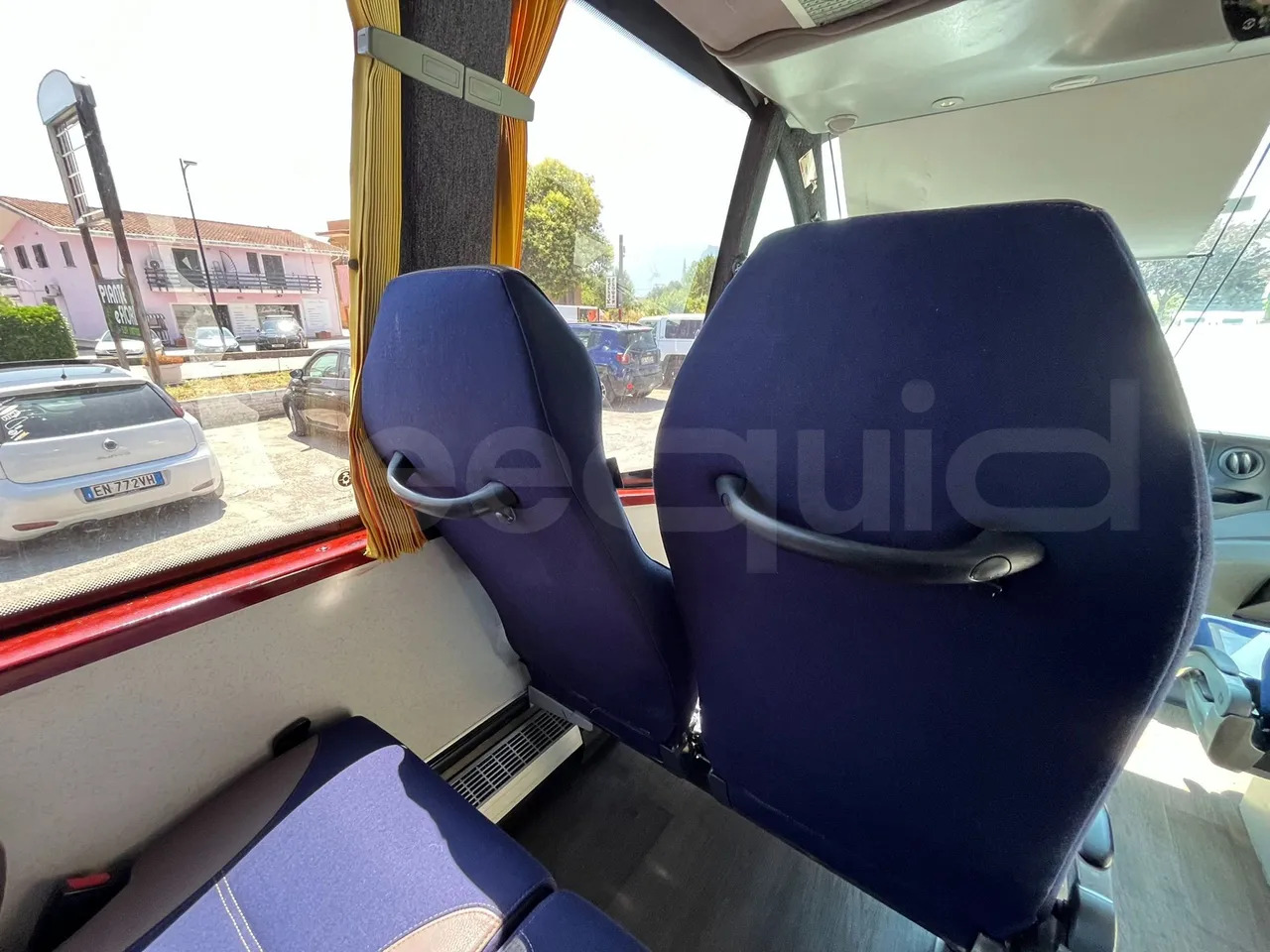 Turistický autobus Iveco A65C/E4/27: obrázek 22