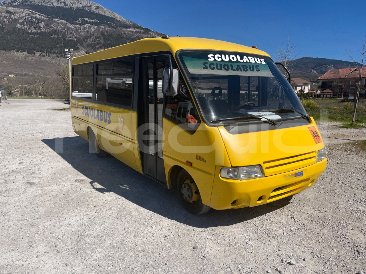 Iveco Cacciamali - Školní autobus: obrázek 1 Iveco Cacciamali - Školní autobus: obrázek 1