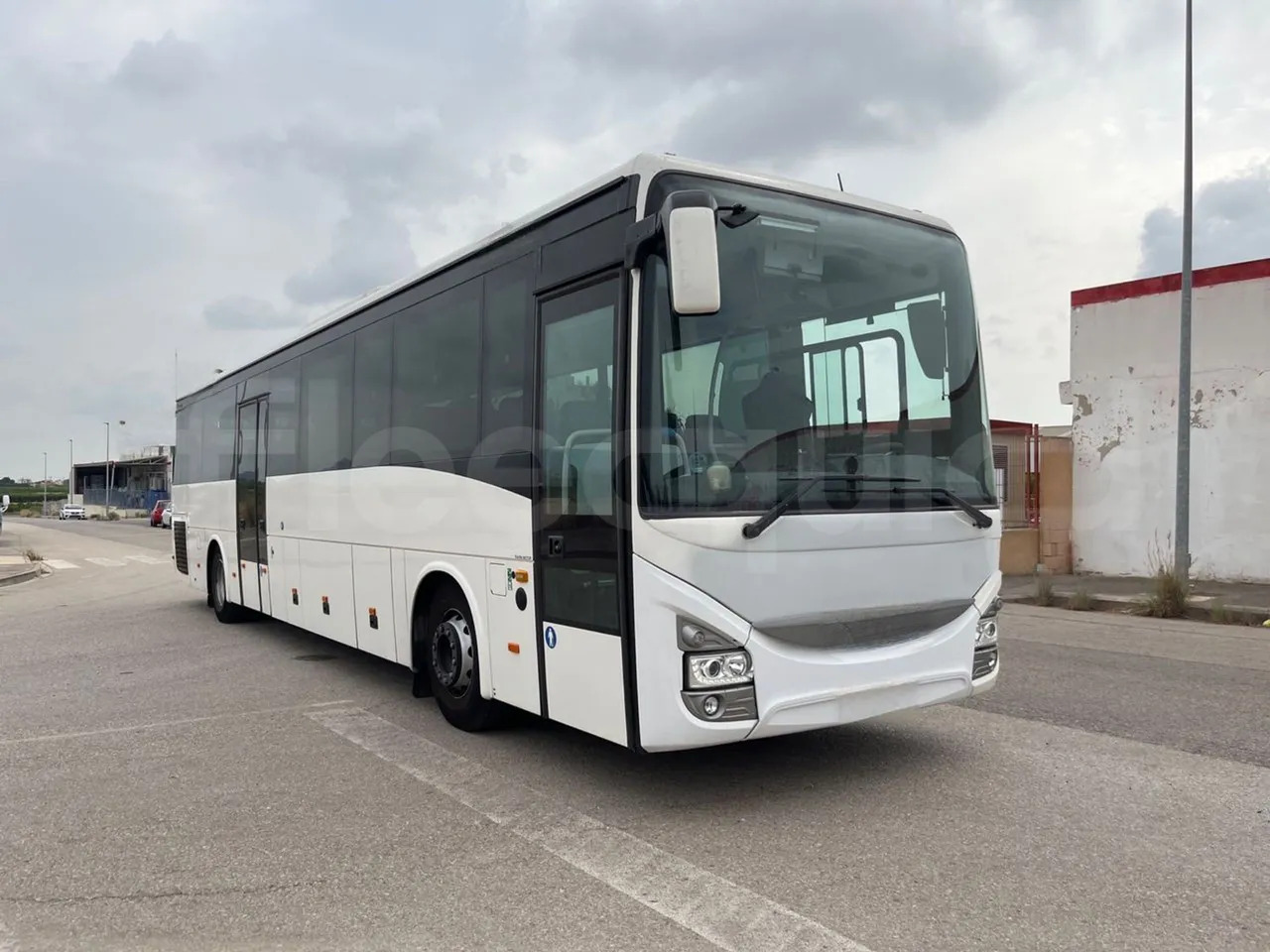 Iveco Crossway - Autobus příměstský: obrázek 1 Iveco Crossway - Autobus příměstský: obrázek 1