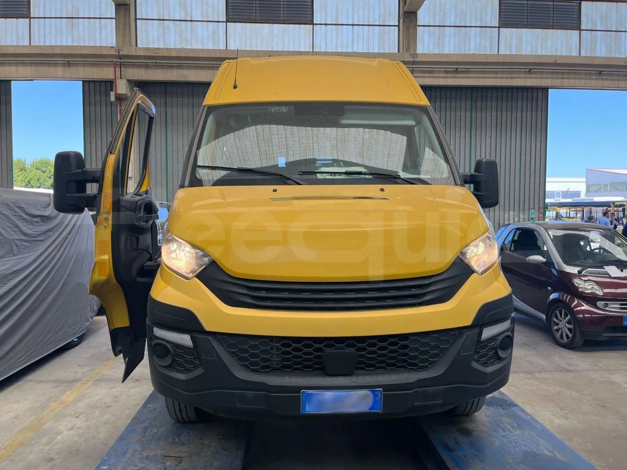 Iveco Daily - Školní autobus: obrázek 2 Iveco Daily - Školní autobus: obrázek 2