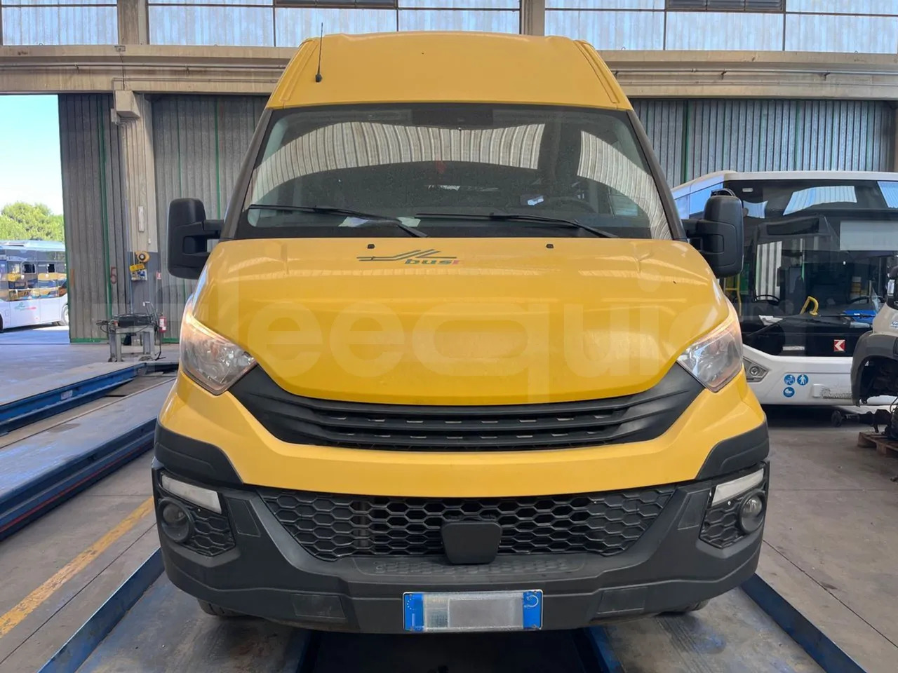 Iveco Daily - Školní autobus: obrázek 2 Iveco Daily - Školní autobus: obrázek 2