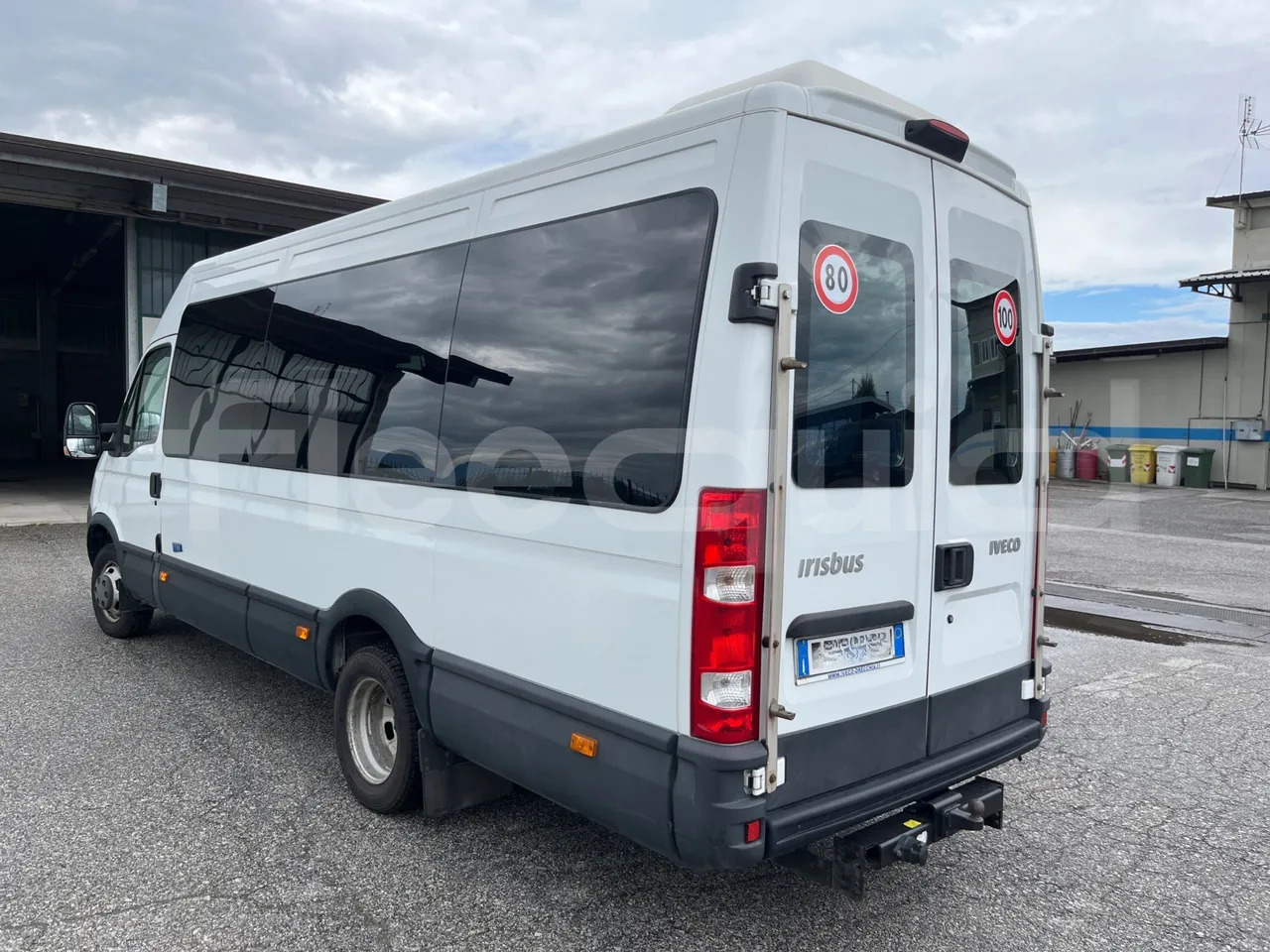 Minibus, Mikrobus Iveco Daily: obrázek 7
