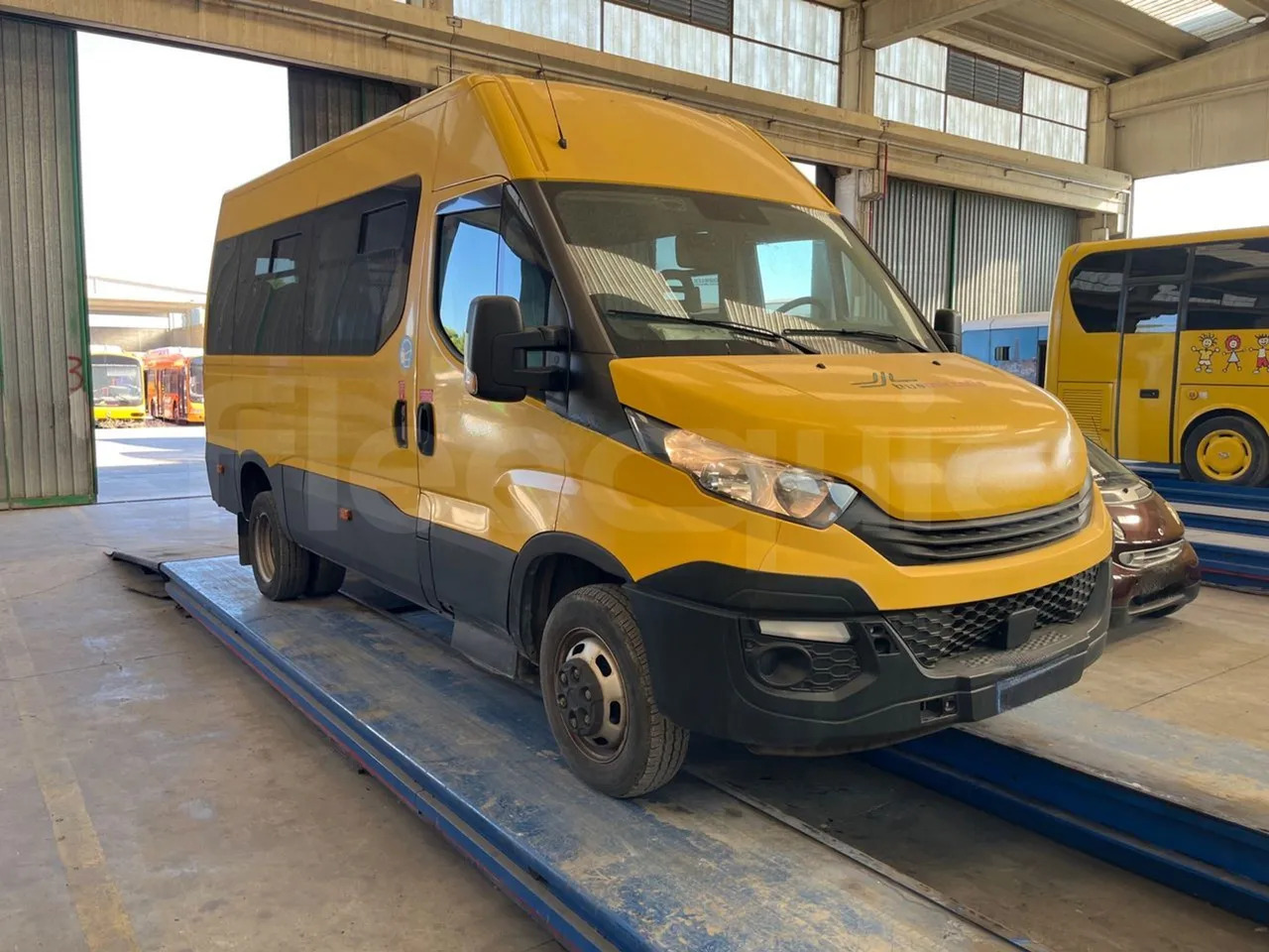 Iveco Daily - Školní autobus: obrázek 1 Iveco Daily - Školní autobus: obrázek 1