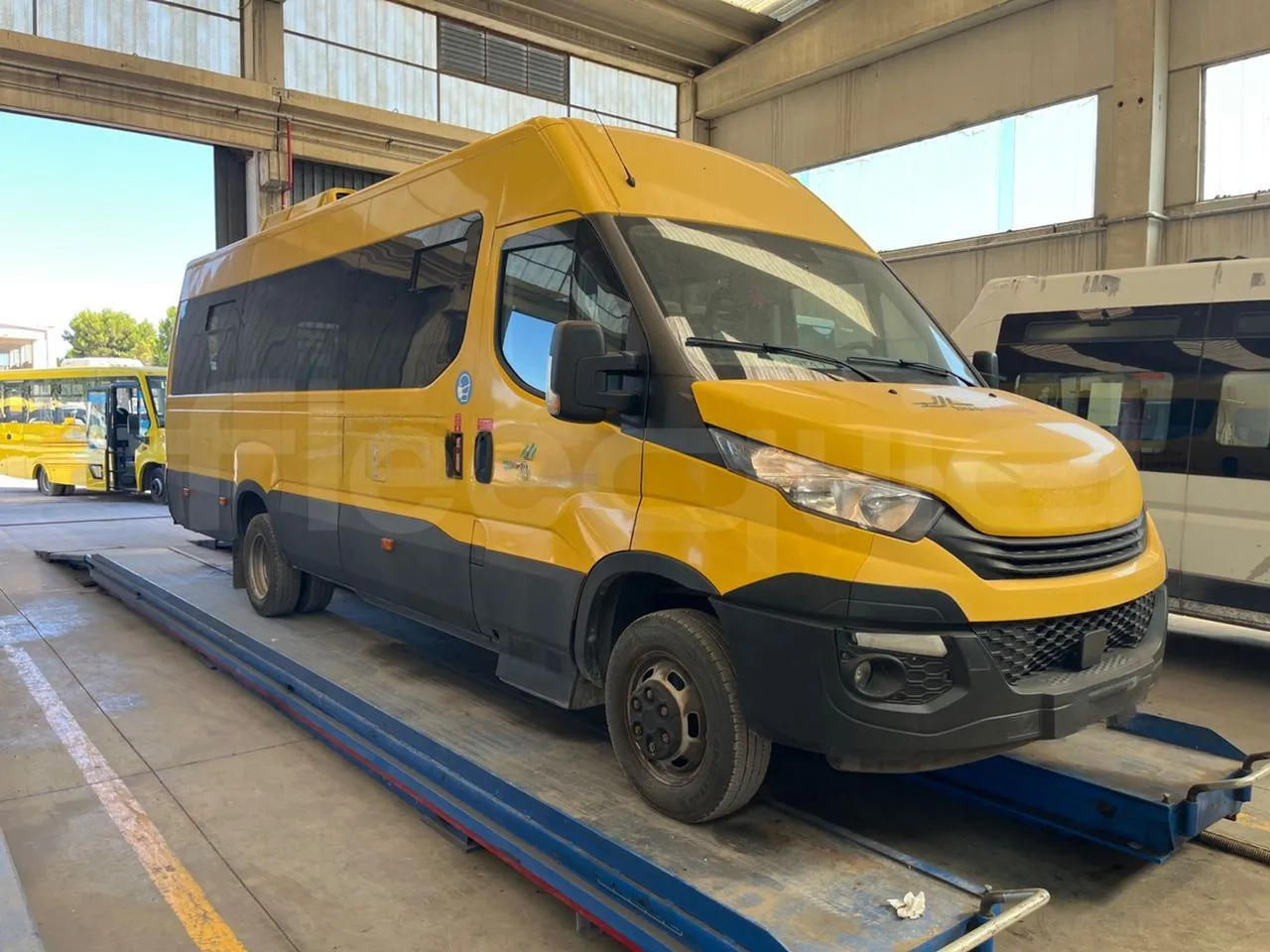 Iveco Daily - Školní autobus: obrázek 1 Iveco Daily - Školní autobus: obrázek 1