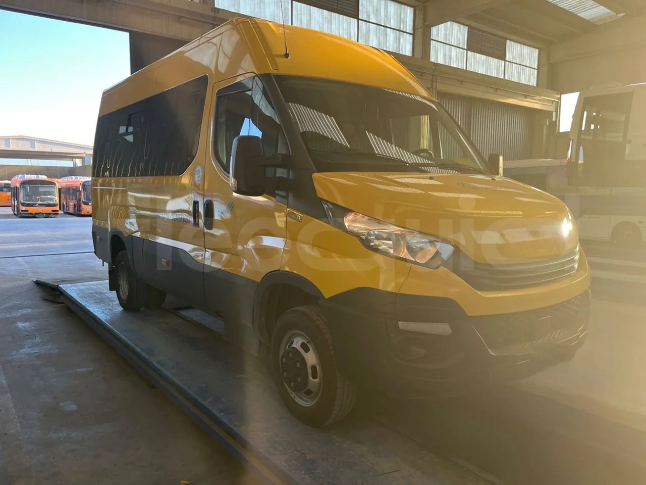Iveco Daily - Školní autobus: obrázek 1 Iveco Daily - Školní autobus: obrázek 1