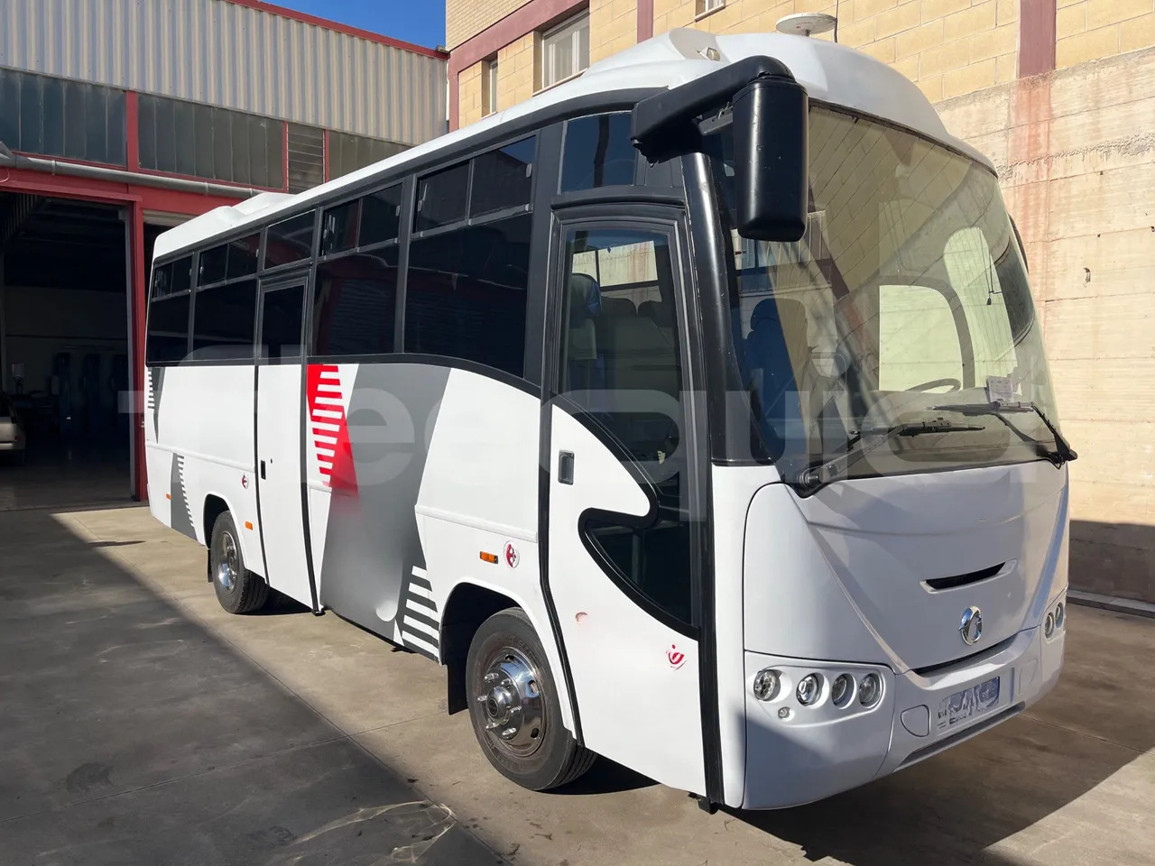 Iveco E24 - Turistický autobus: obrázek 1 Iveco E24 - Turistický autobus: obrázek 1