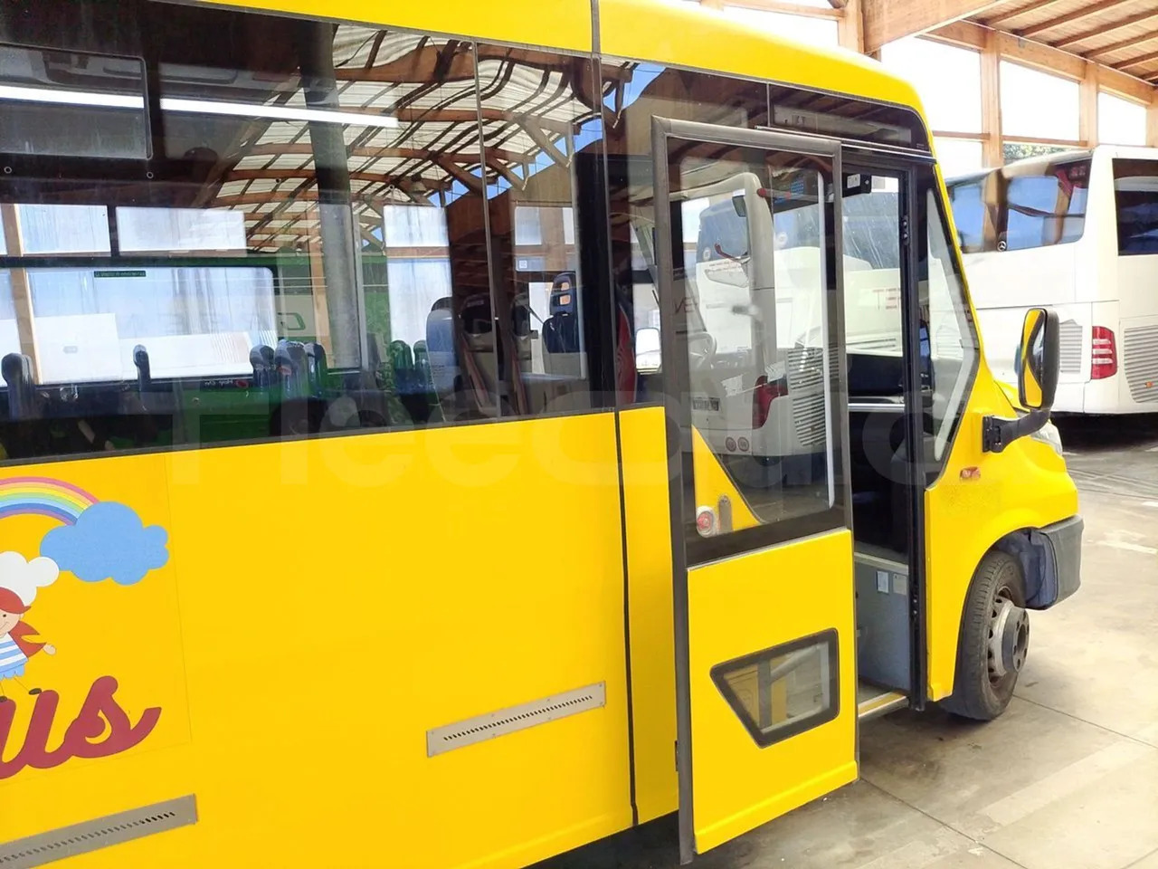 Školní autobus Iveco Indcar: obrázek 14