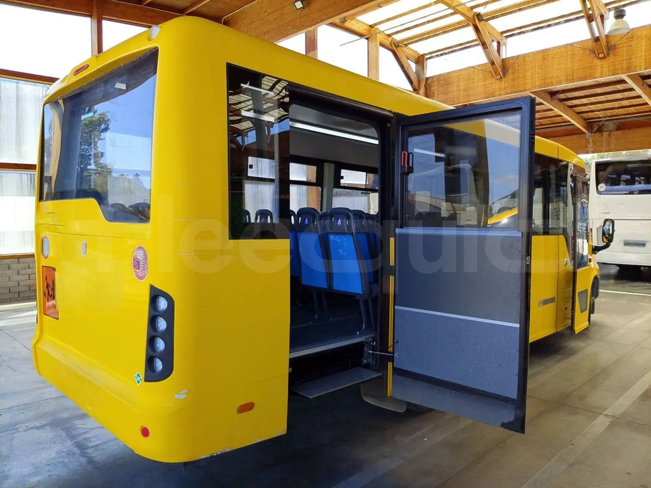 Školní autobus Iveco Indcar: obrázek 8