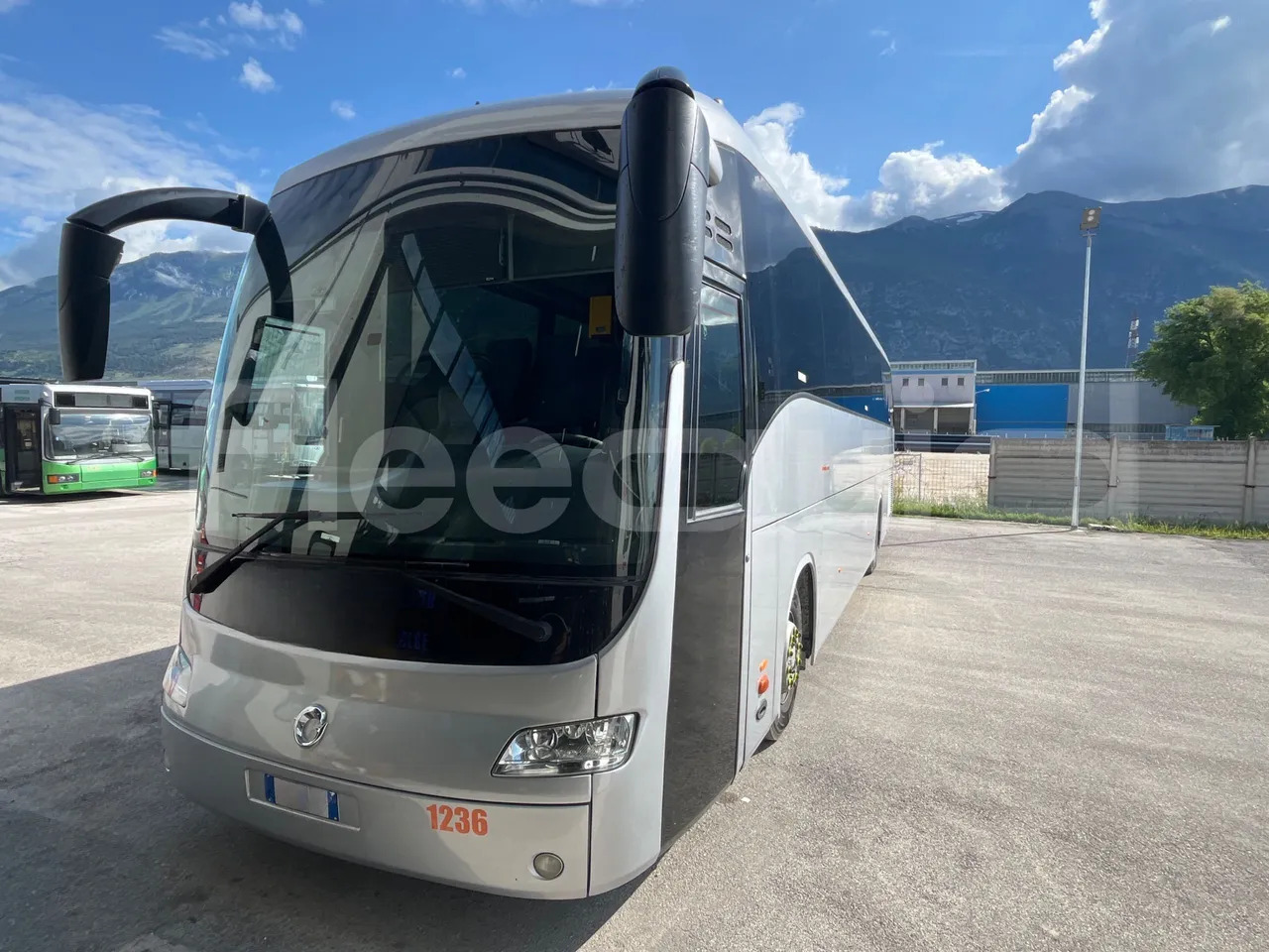 Iveco Irisbus Italia - Turistický autobus: obrázek 4 Iveco Irisbus Italia - Turistický autobus: obrázek 4