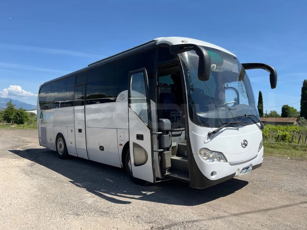 Turistický autobus King Long XMQ6900: obrázek 1