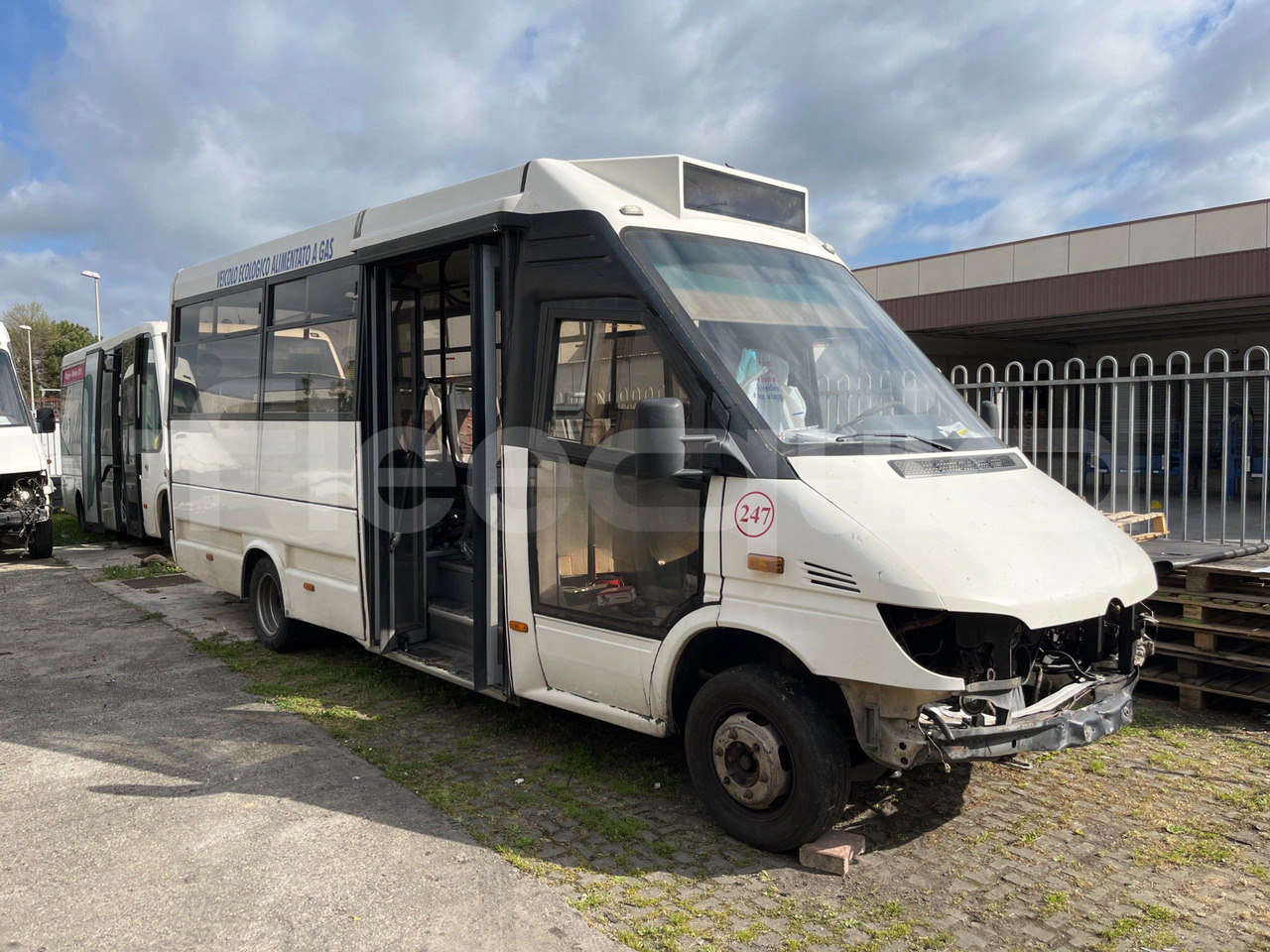 Mercedes-Benz 414T - Minibus, Mikrobus: obrázek 1 Mercedes-Benz 414T - Minibus, Mikrobus: obrázek 1