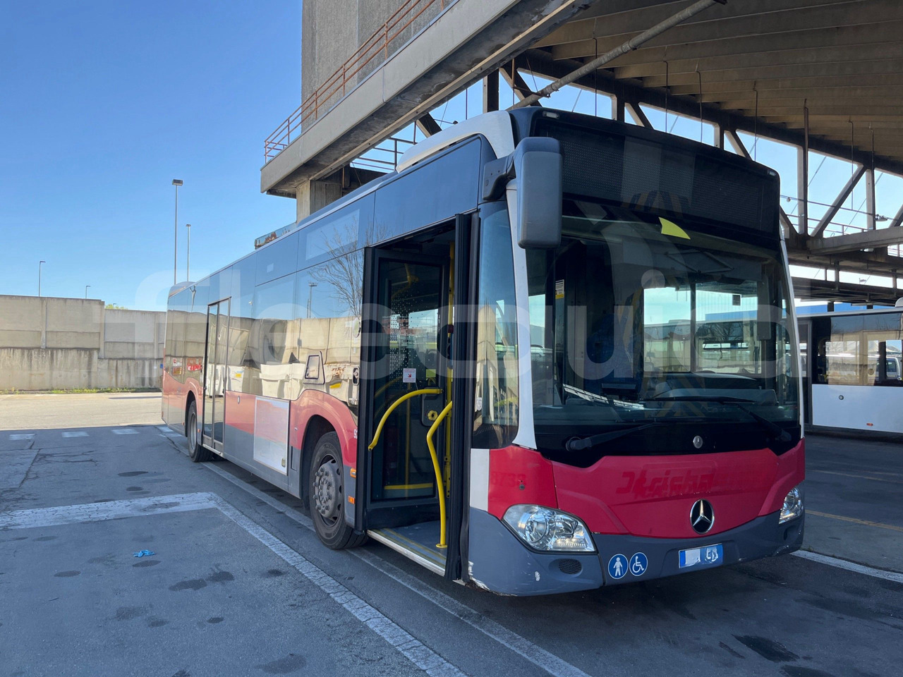 Mercedes-Benz Citaro - Městský autobus: obrázek 1 Mercedes-Benz Citaro - Městský autobus: obrázek 1