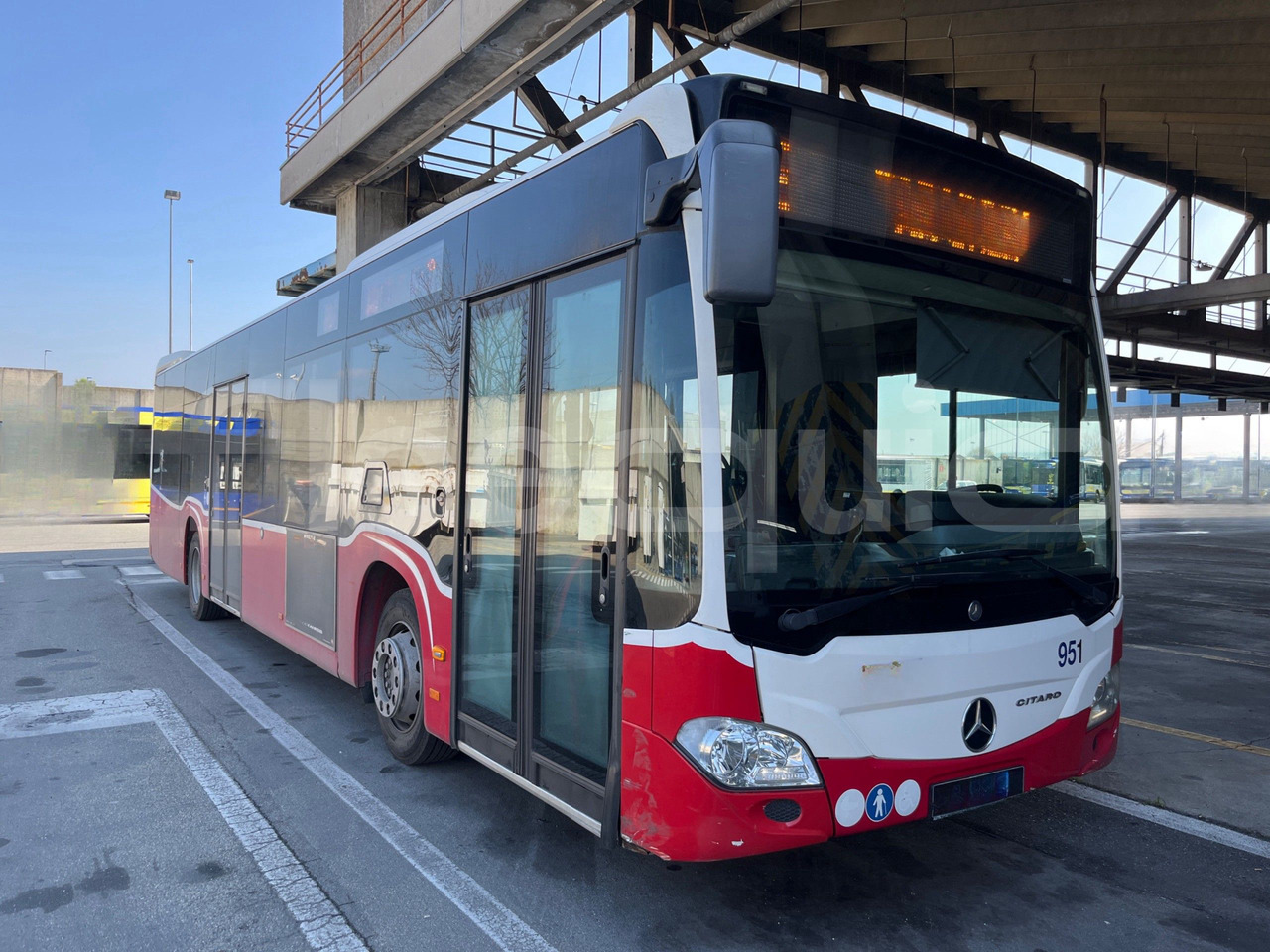 Mercedes-Benz Citaro - Městský autobus: obrázek 1 Mercedes-Benz Citaro - Městský autobus: obrázek 1