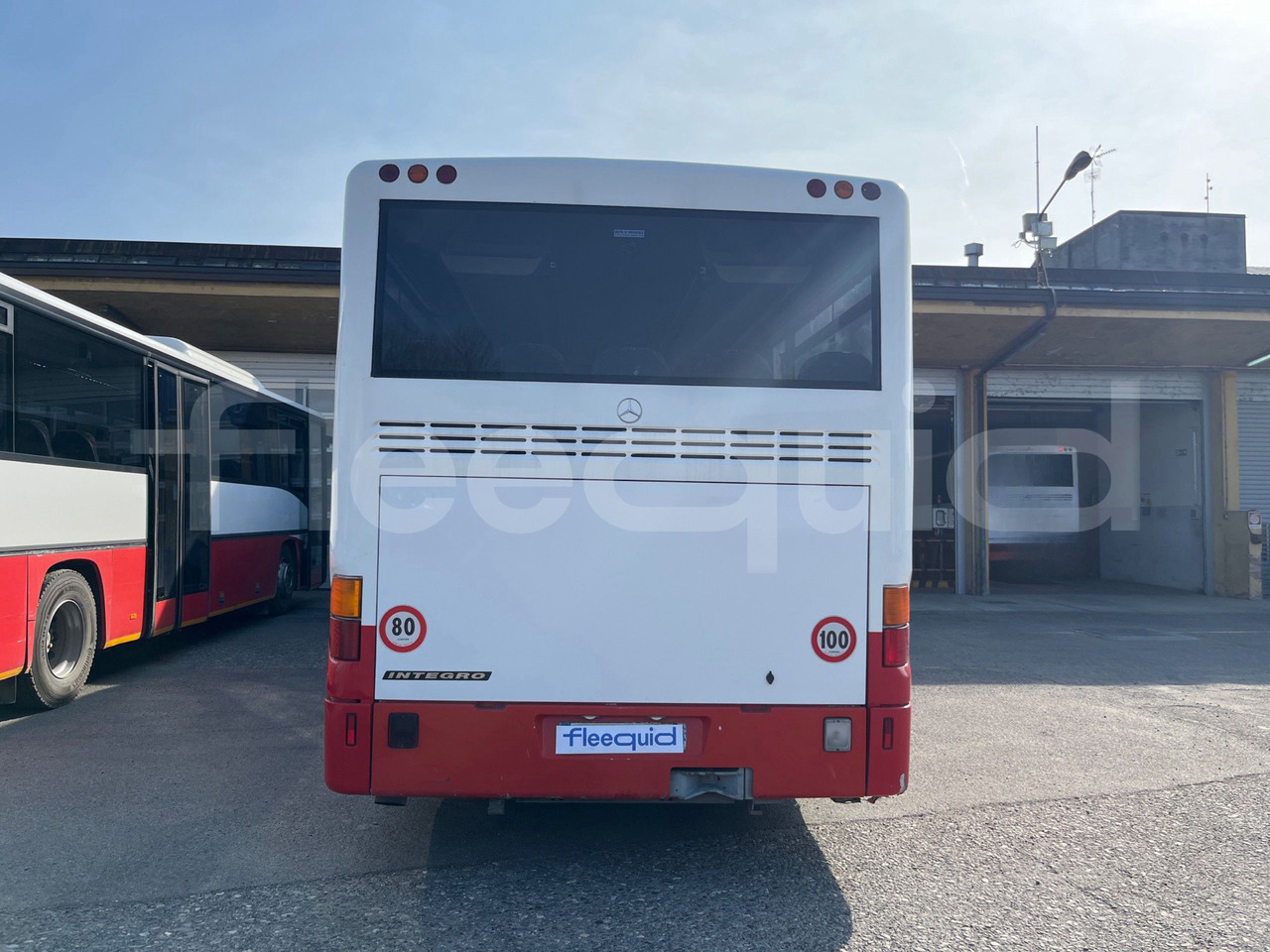 Mercedes-Benz Integro - Autobus příměstský: obrázek 5 Mercedes-Benz Integro - Autobus příměstský: obrázek 5