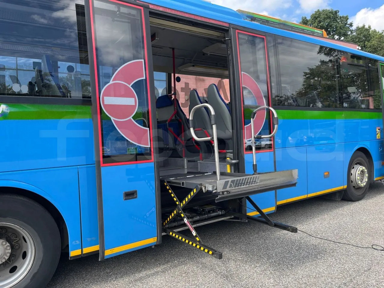 Autobus příměstský Mercedes-Benz Integro: obrázek 17