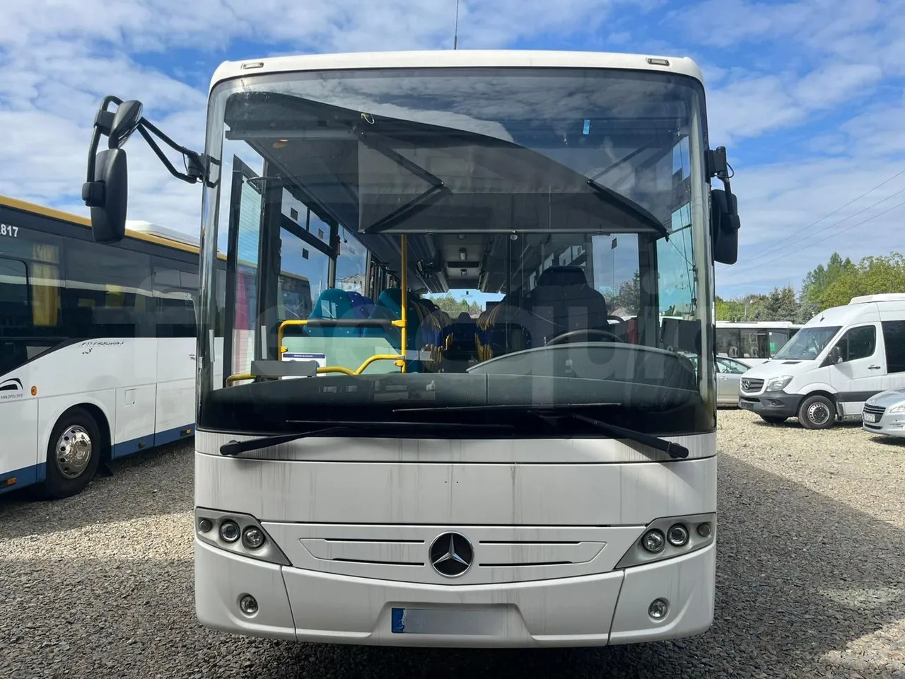 Mercedes-Benz Intouro - Autobus příměstský: obrázek 1 Mercedes-Benz Intouro - Autobus příměstský: obrázek 1