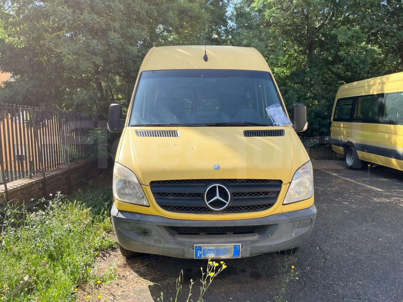Mercedes-Benz Sprinter - Školní autobus: obrázek 2 Mercedes-Benz Sprinter - Školní autobus: obrázek 2