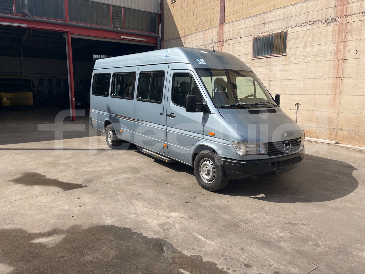 Mercedes-Benz Sprinter - Turistický autobus: obrázek 1 Mercedes-Benz Sprinter - Turistický autobus: obrázek 1