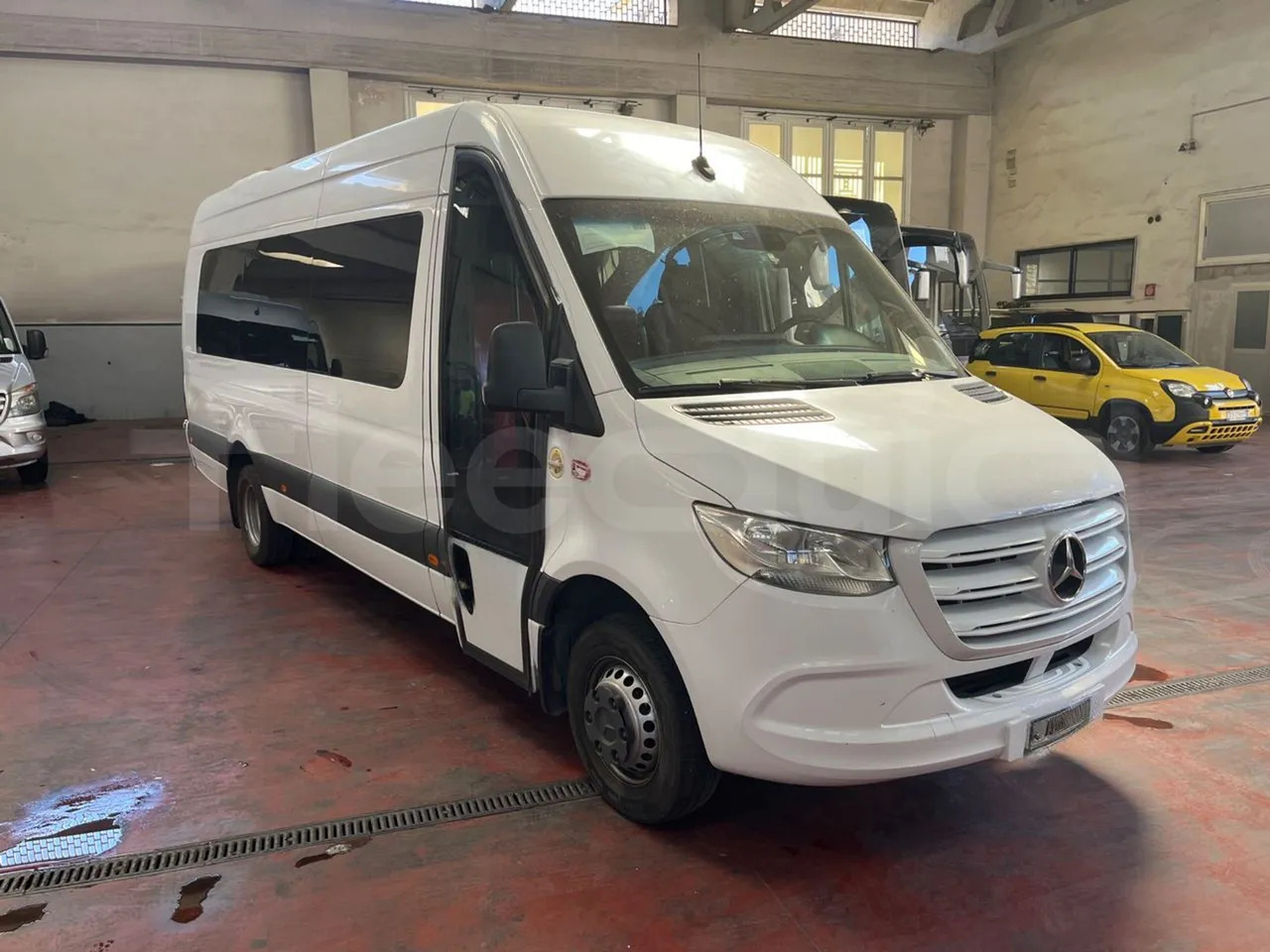 Mercedes-Benz Sprinter - Minibus, Mikrobus: obrázek 1 Mercedes-Benz Sprinter - Minibus, Mikrobus: obrázek 1